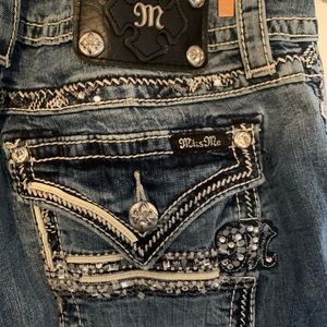 Like New Miss Me Jeans